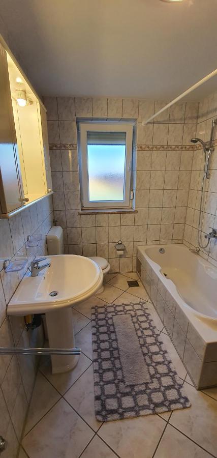 Apartmani Krajnovic 파자나 외부 사진