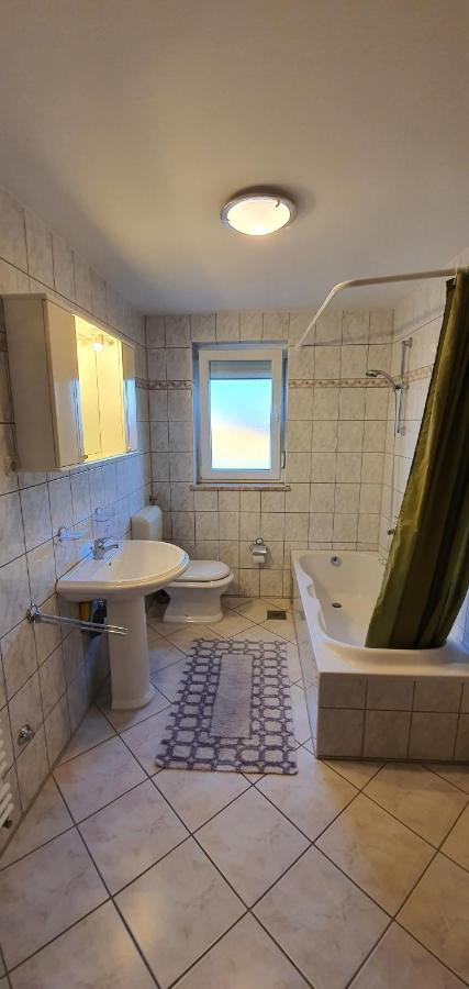 Apartmani Krajnovic 파자나 외부 사진