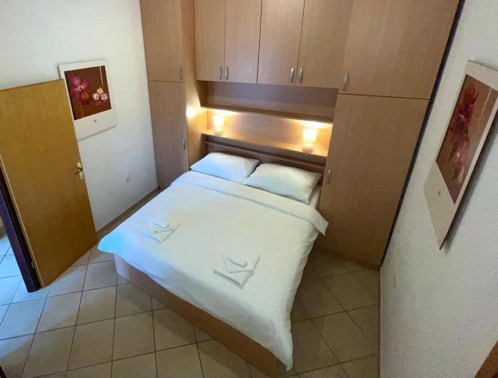 Apartmani Krajnovic 파자나 외부 사진
