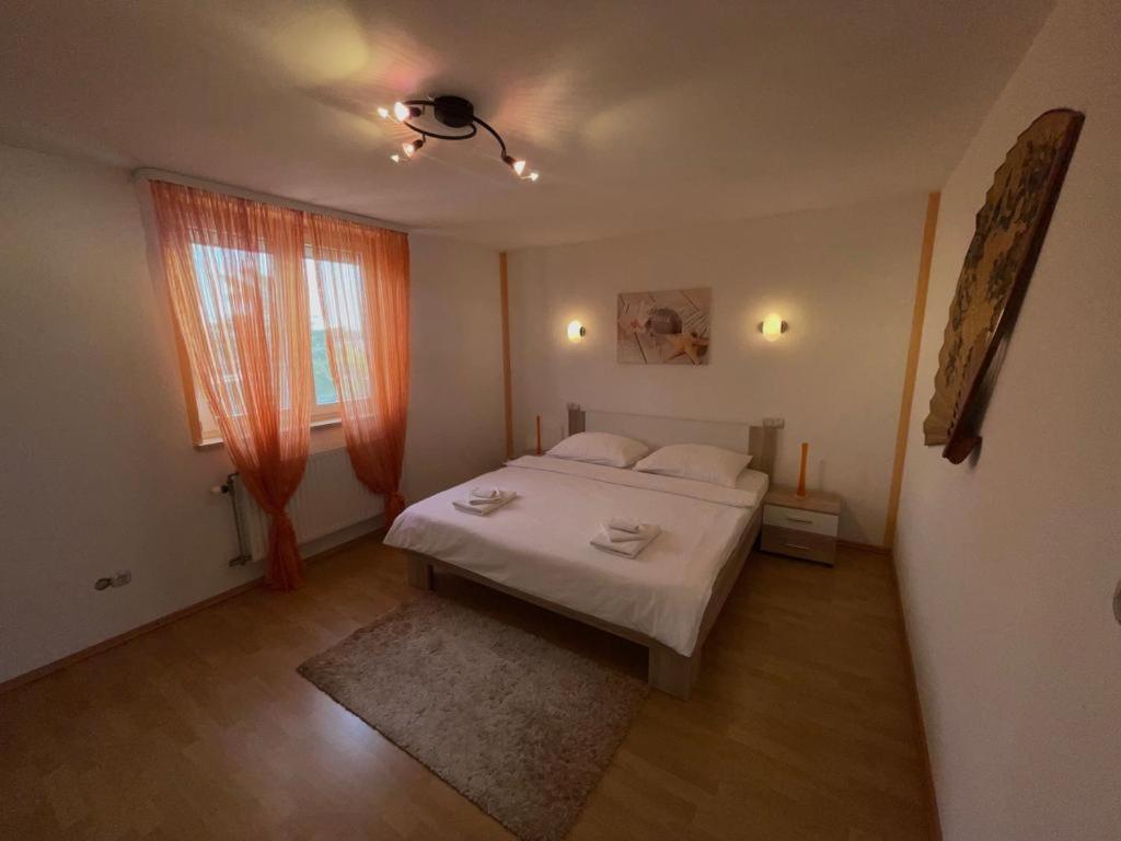 Apartmani Krajnovic 파자나 외부 사진