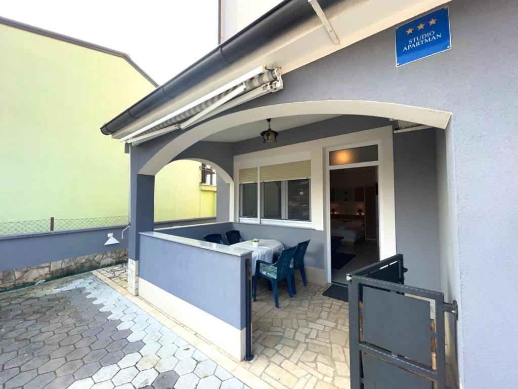 Apartmani Krajnovic 파자나 외부 사진