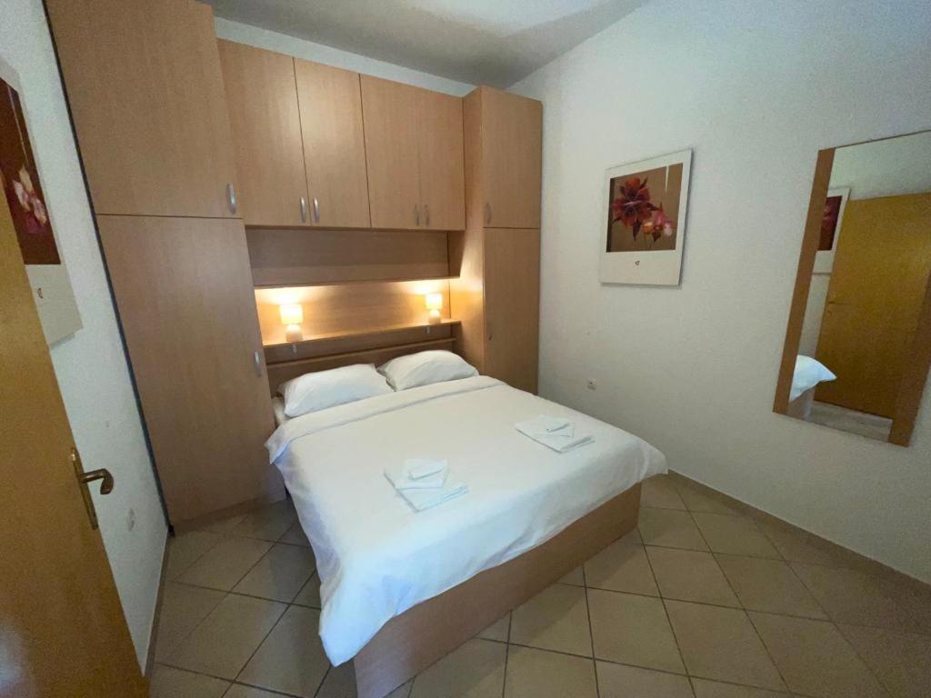 Apartmani Krajnovic 파자나 외부 사진