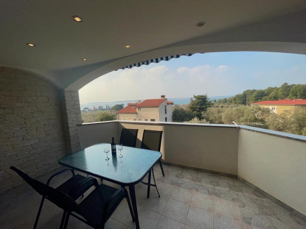 Apartmani Krajnovic 파자나 외부 사진