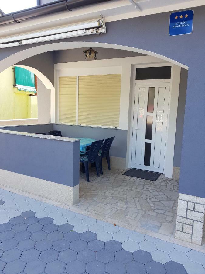 Apartmani Krajnovic 파자나 외부 사진
