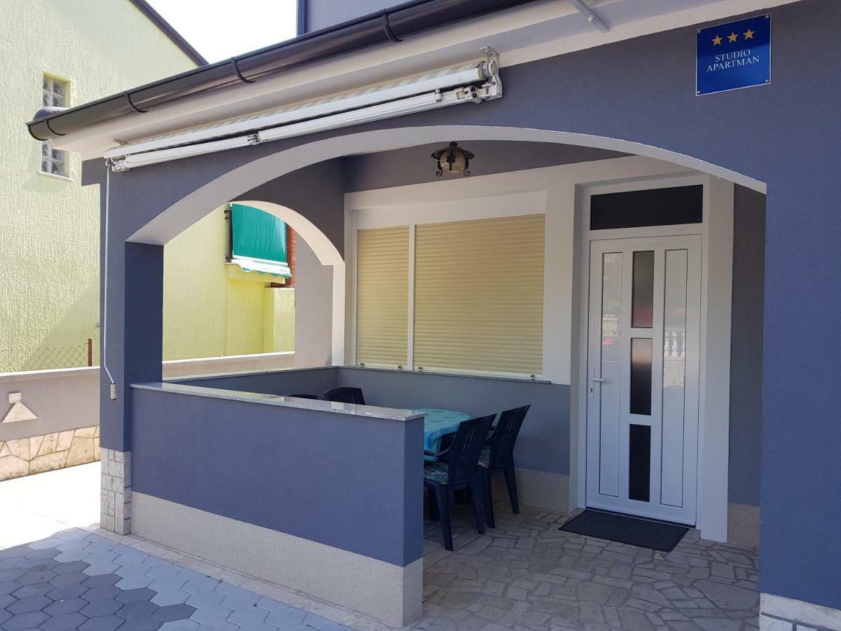 Apartmani Krajnovic 파자나 외부 사진